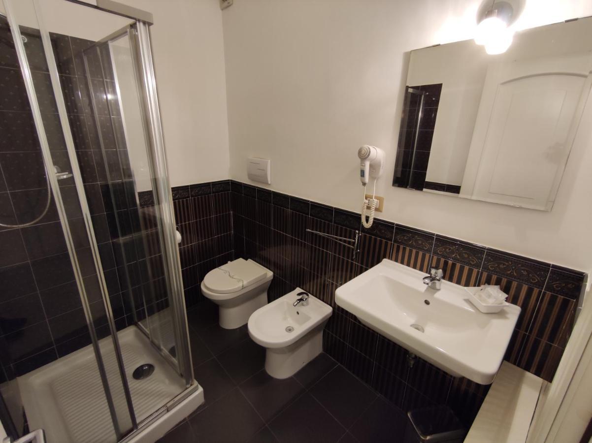 Sami Rooms - Teatro A 400 Mt - Ortigia A 1500 Mt - Syracuse Bagian luar foto