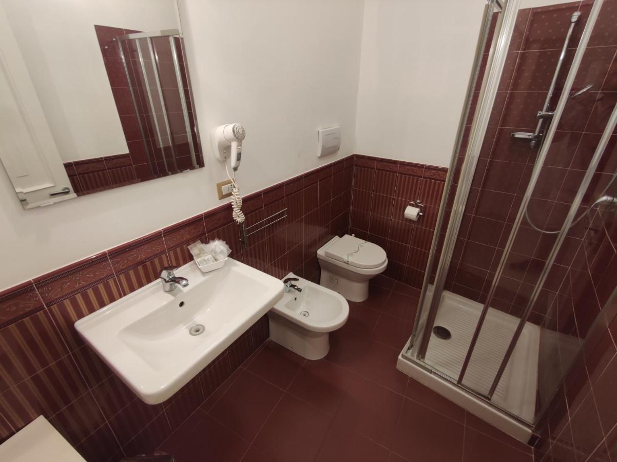 Sami Rooms - Teatro A 400 Mt - Ortigia A 1500 Mt - Syracuse Bagian luar foto